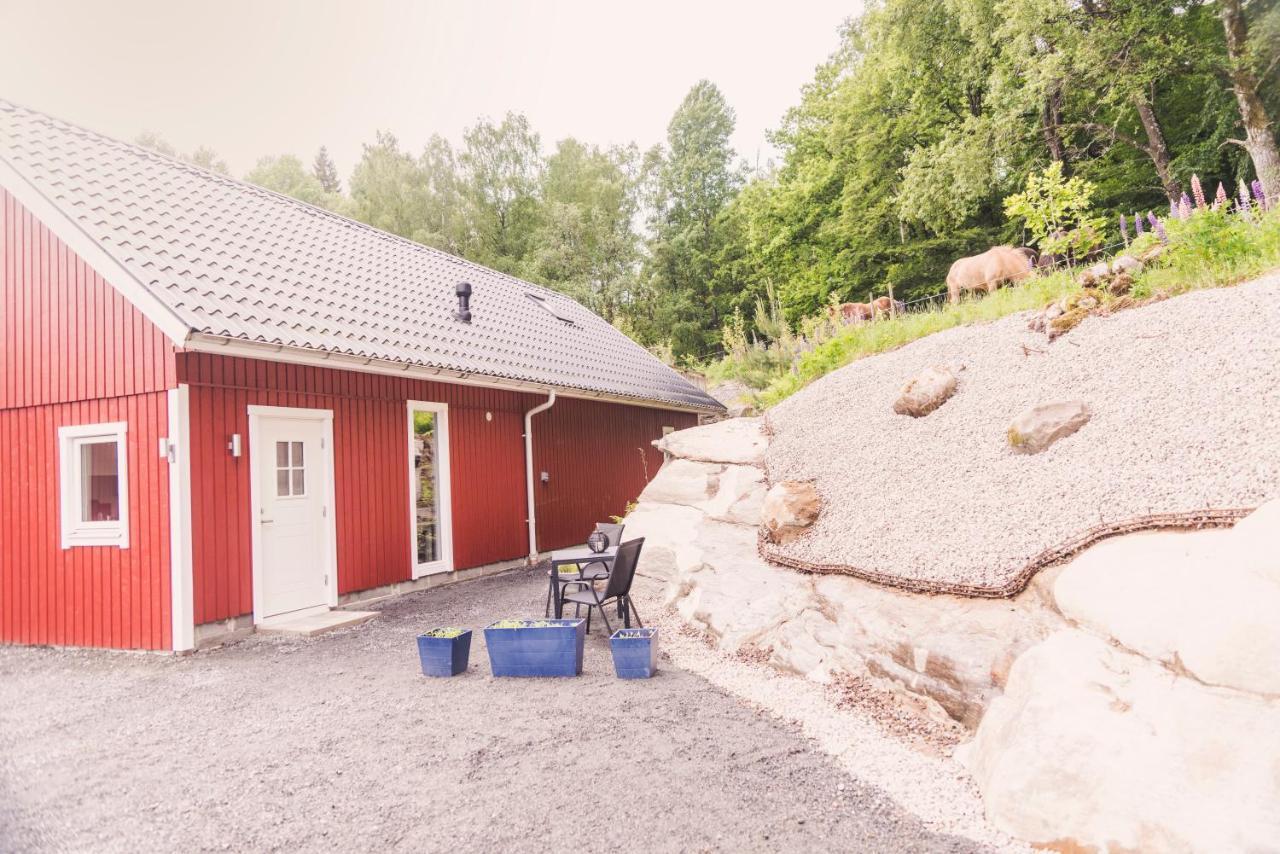 Stenlid - Med Naturen Och Lugnet I Fokus Veddige Kültér fotó